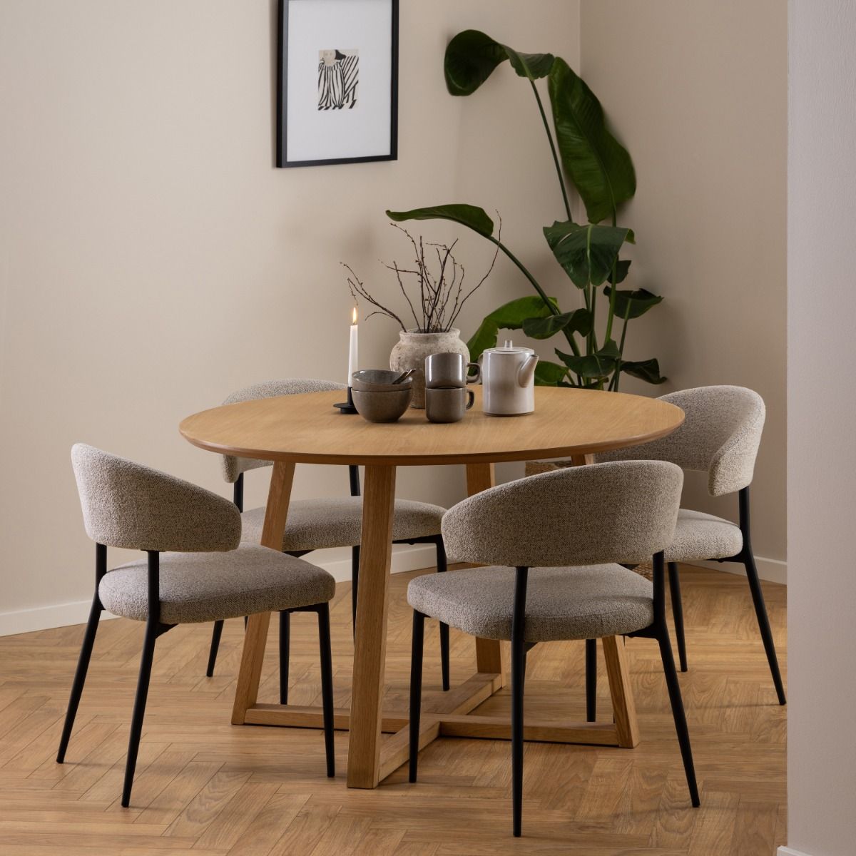 Malika Round Dining Table In Oak - Price Crash Furniture