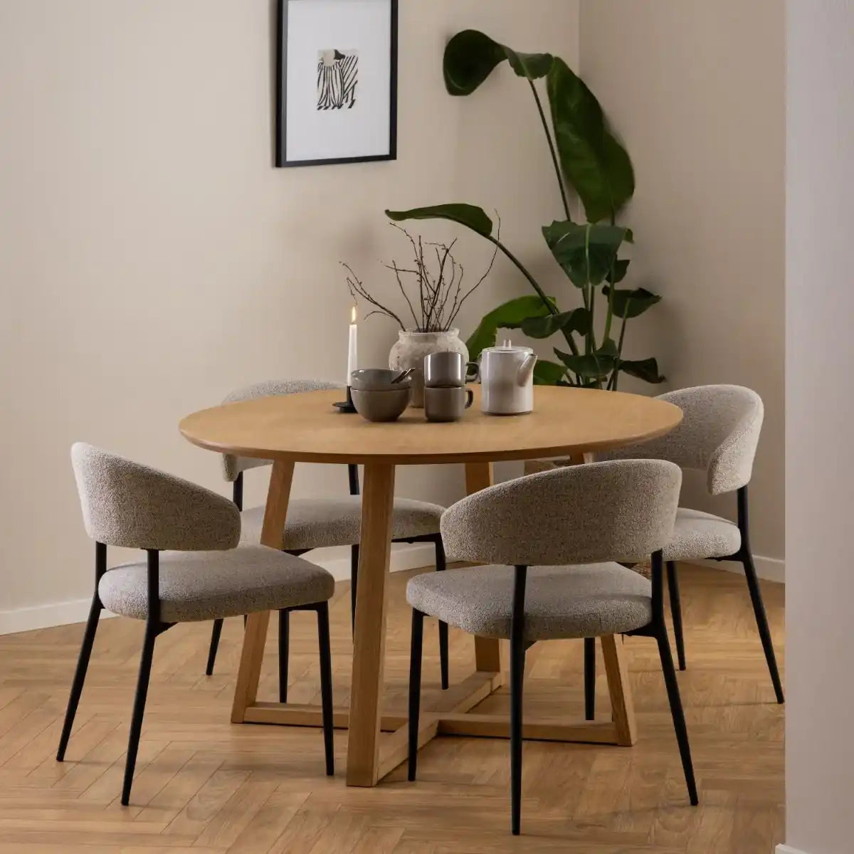 Malika 120cm Round Dining Table In Oak - Price Crash Furniture