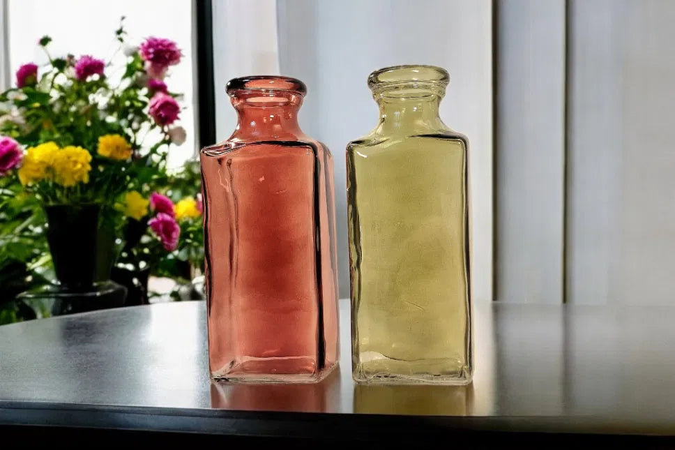 Set of 2 Red & Green Coloured Rectangle Glass Vase's 25cm - Price Crash Furniture