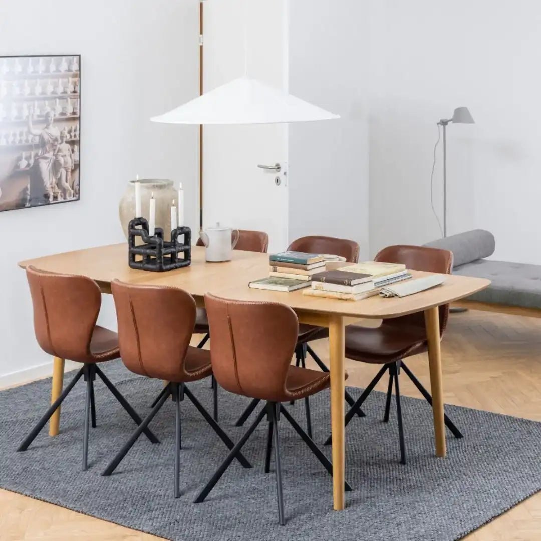 Montreux Rectangular Extending Dining Table in Oak - Price Crash Furniture