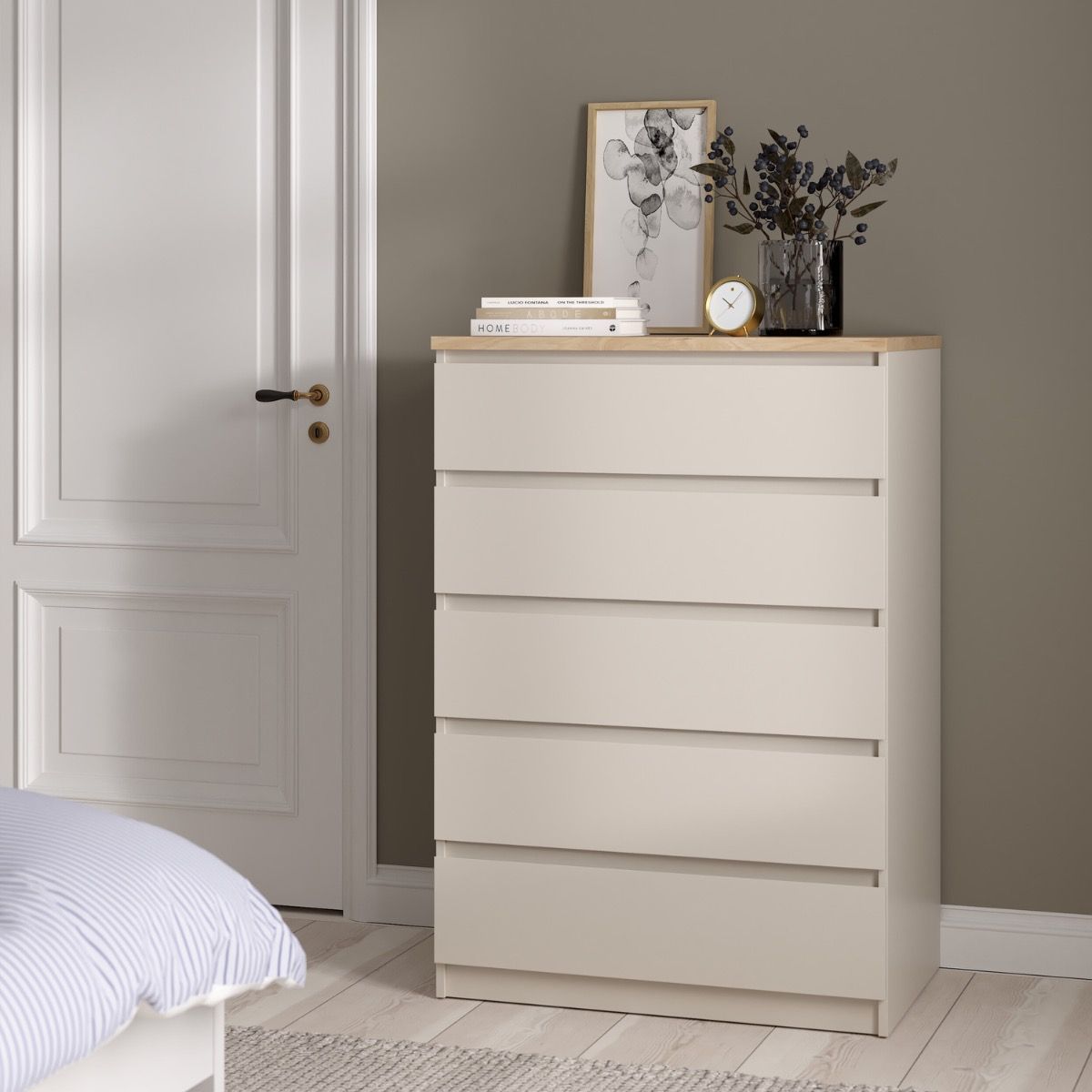 Naia 5 Drawer Chest Of Drawers In Cashmere & Jackson Hickory Oak - Price Crash Furniture