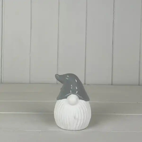 Ceramic Gnome deco  with grey hat size 7.8*7.1*10.2cm with light