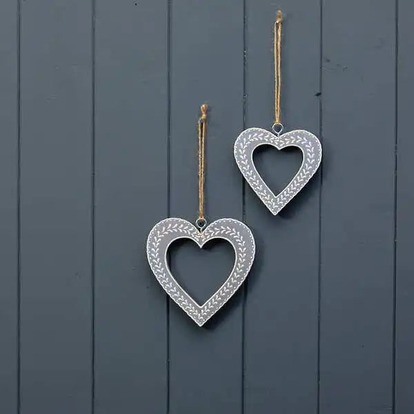 Hanging Grey Heart with White Kerry Work 10x1x10.5cm