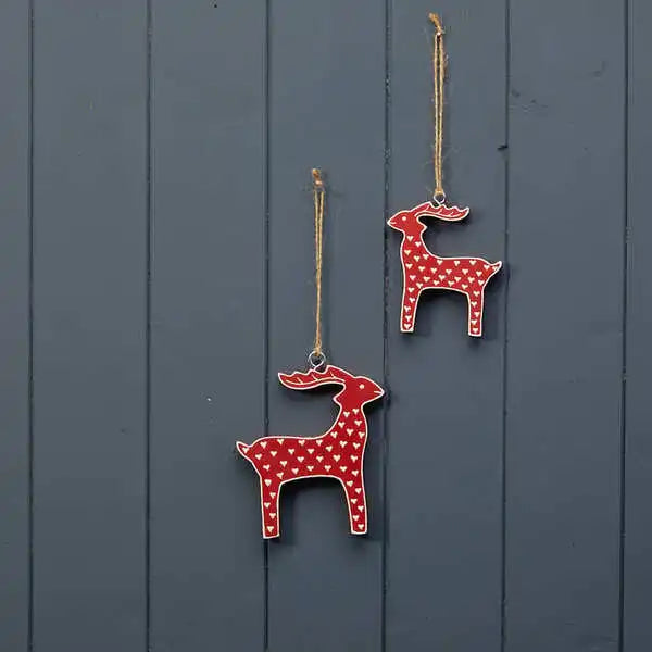 Hanging Red Reindeer with White Kerry Work 11.5x1x12.5cm