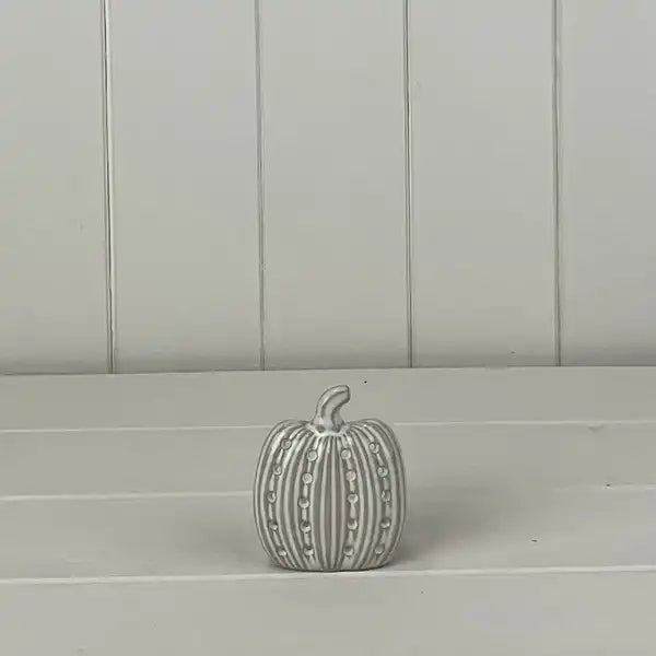 Glazed Ceramic Pumpkin Tealight with Textured Detail L6.5xD6.5xH7.5cm  Weight-99g