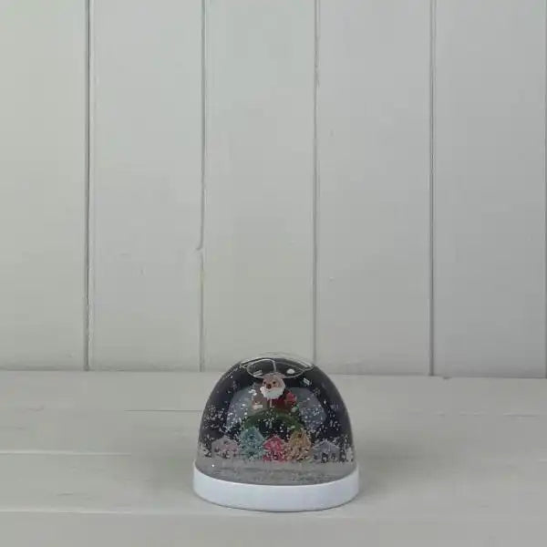 plastic snow globle decoration    Weight-210g                        9.2*6.8*6.8