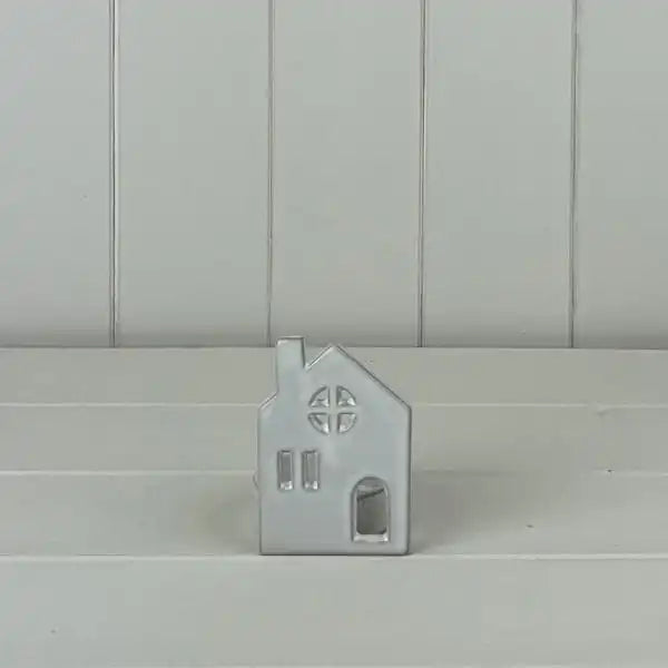 White Ceramic House Tealight Holder L6.7xD6xH8.6cm Weight-138g