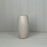 White Ceramic Honeycombe Vase H20.5ccm Dia10cm  Weight-635g