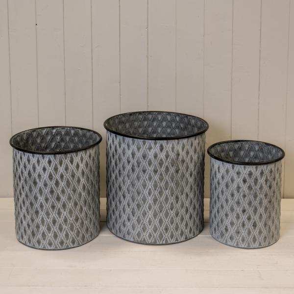 Set of 3 Zinc Diamond Design L: D29.5cm H30cm M: D25cm H27cm S:D21cm H24cm