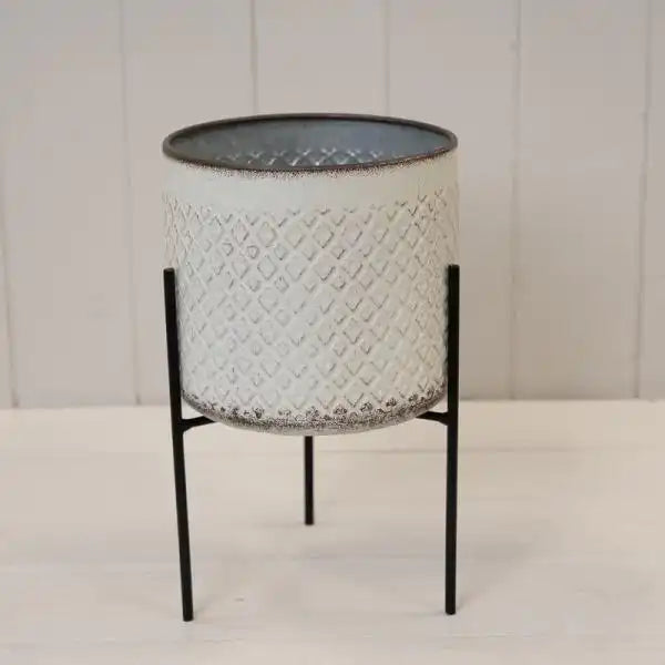 Small Cream Metal Decorative Pot on Black Metal Stand D15cm H14/25cm  Weight-339g