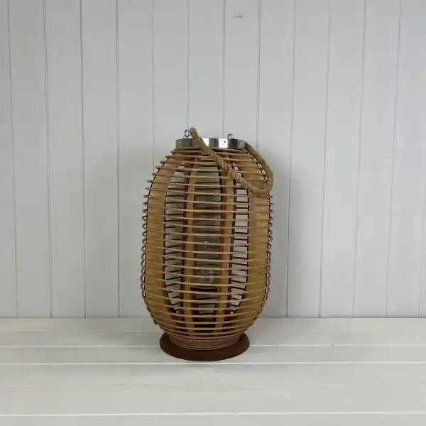 Rattan Lantern D20x15cm H46cm Weight-1294g