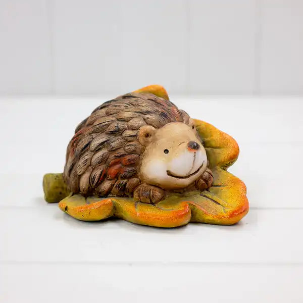 Ceramic Hedgehog L13.5xW10.5xH6.5cm  Weight-209g