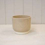 Cream Debossed Heart Pot D14.5cm x H12.5cm x B11cm