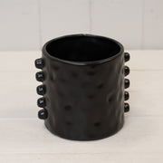 Dimpled Timeless Black Pot with Bobbins