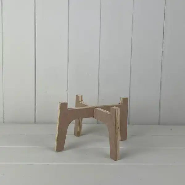 Medium Natural Slot-together (Flat Pack) Plant Stand for 14cm Pot  (H10cm D18cm)