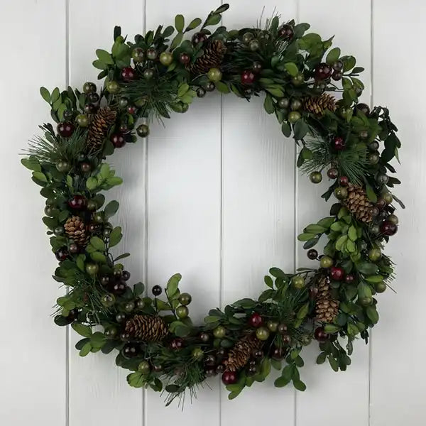 Pinecone and Berry Wreath D39cm