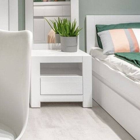 Novi 1 Drawer Bedside Table in Alpine White. - Price Crash Furniture