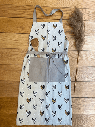 Apron With A Chicken Print Design - Price Crash Furniture