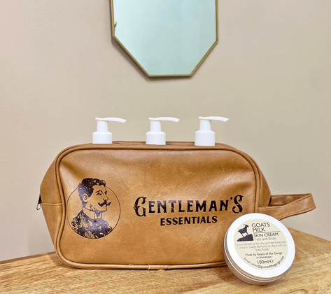 Gentlemans Toiletry Bag with Carrying Loop - Price Crash Furniture