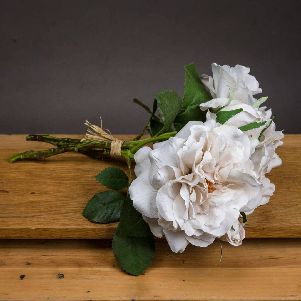 Grey White Short Stem Rose Bouquet - Price Crash Furniture