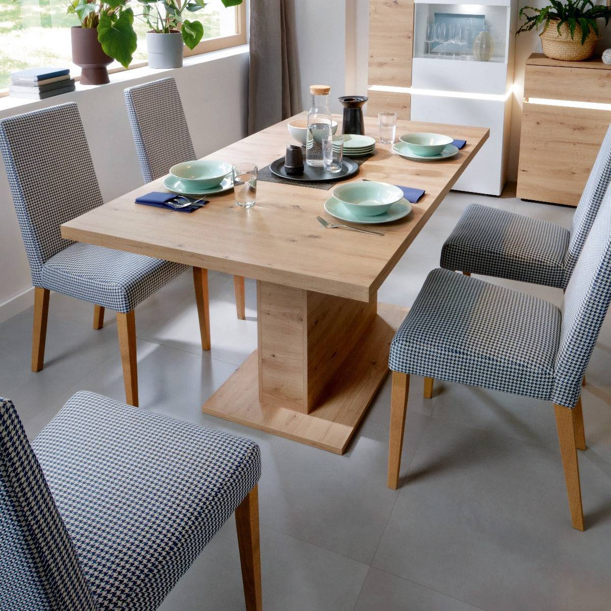 Luci Extending Dining Table 160-200cm in Oak - Price Crash Furniture